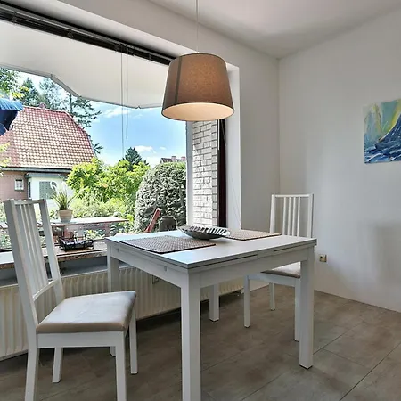 Haus Kastanienallee 3 Haus Kastanienallee 3 2